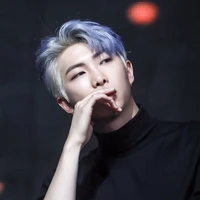 Park NamJoon ( Papa của Y )