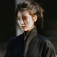 La Ji-eun (IU)