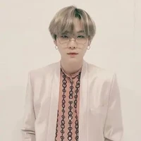 Min Yoon-gi (suga) [papa nàng]