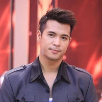 T.Thế Vinh(anh 2 Ngọc)