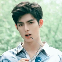 Vương Hạo Hiên(Em trai NB)