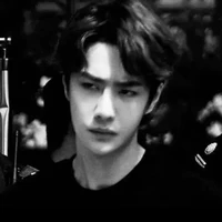 Vương Nhất Bác (NB)