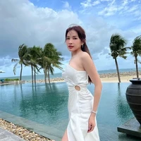 Khả Như (chị gái Huy)