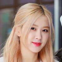 Park Chaeyoung(Rosé)