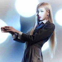 Park Chaeyoung(cô)