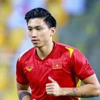 đoàn văn hậu