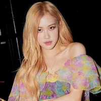 Rosé- Park Chaeyoung