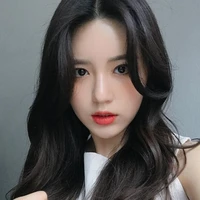 Lâm Diệp Trinh (trà xanh🍵 chắc loại)