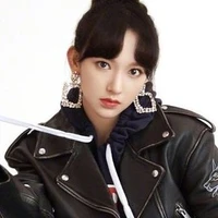 Đồng Dao / Trình Tiêu / Smiling