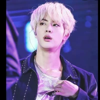 Kim SeokJin  ( mama Hắn)