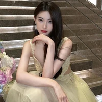 Bella (Đinh Mỹ Tử)