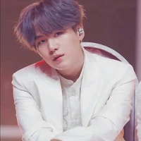 MIN YOONGI