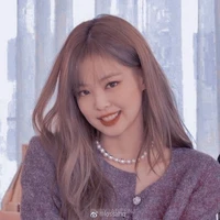 𝐊𝐢𝐦 𝐉𝐞𝐧𝐧𝐢𝐞