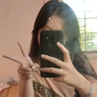 Trương Tường Vy(em út)