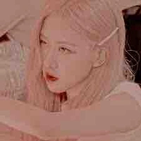 PARK CHAE-YOUNG (ROSÉ)