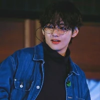 Kim Taehyung (V)