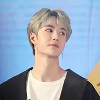 Vương Nhất Bác (NB)