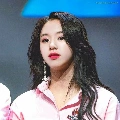 chaeyoung(bạn cô)