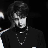 Vương Nhất Bác - anh