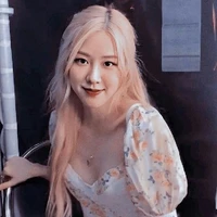 Rosé (Park Chaeyoung)
