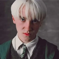 Draco Malfoy (nam 9)