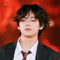 𝙆𝙞𝙢 𝙏𝙖𝙚𝙝𝙮𝙪𝙣𝙜 (Anh)