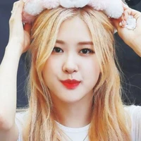 PARK CHAEYOUNG (mẹ của kook)