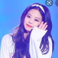 MIN JENNIE (ba của Gi)