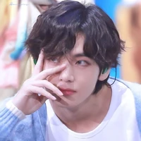 Kim Taehyung (V) - anh