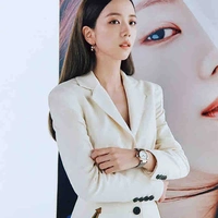 Kim Jisoo ( Trung tá )