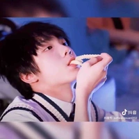 Tô Tân Hạo(y)