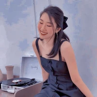 Ngân(vợ Jun)