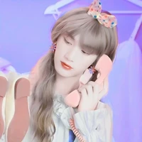 Đinh Uyển Na/chị cậu/