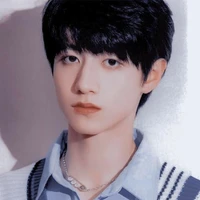 Chu Chí Hâm/em họ các anh/