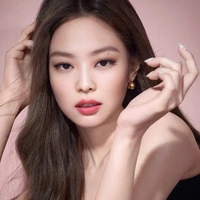 Kim Jennie (em)