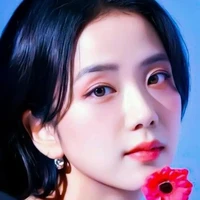Kim Jisoo(cô)