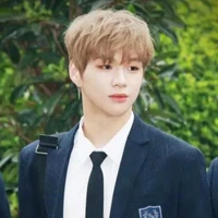 Kang Daniel(Hắn)