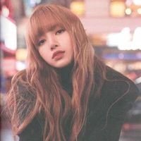 Lalisa Manoban(cô)