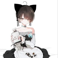 (dog cái) Naoi