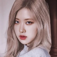 Park Chaeyoung(Em)