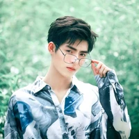 Vương Hạo Hiên (e trai củaVNB)