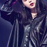 Iu (chị gái nam9)