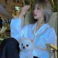 Lee Y/n (nữ 9)