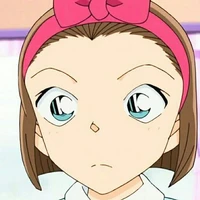 Suzuki Sonoko ( lúc nhỏ )