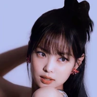 Park Jennie - Chén ( chị Jimin )
