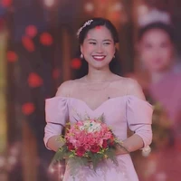 Dạ ( Chị của Ngọc )