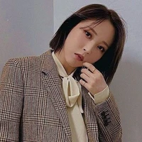 Kim Moon Byul ( ba Jisoo)