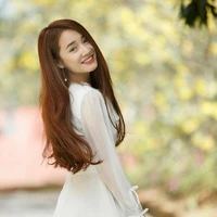 Nhã Phương (Mẹ Huy)