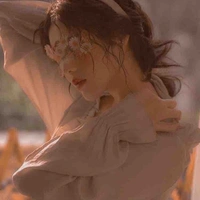Hạ Thiển Thanh-Zoez