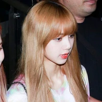 Lalisa Manoban (Lisa)